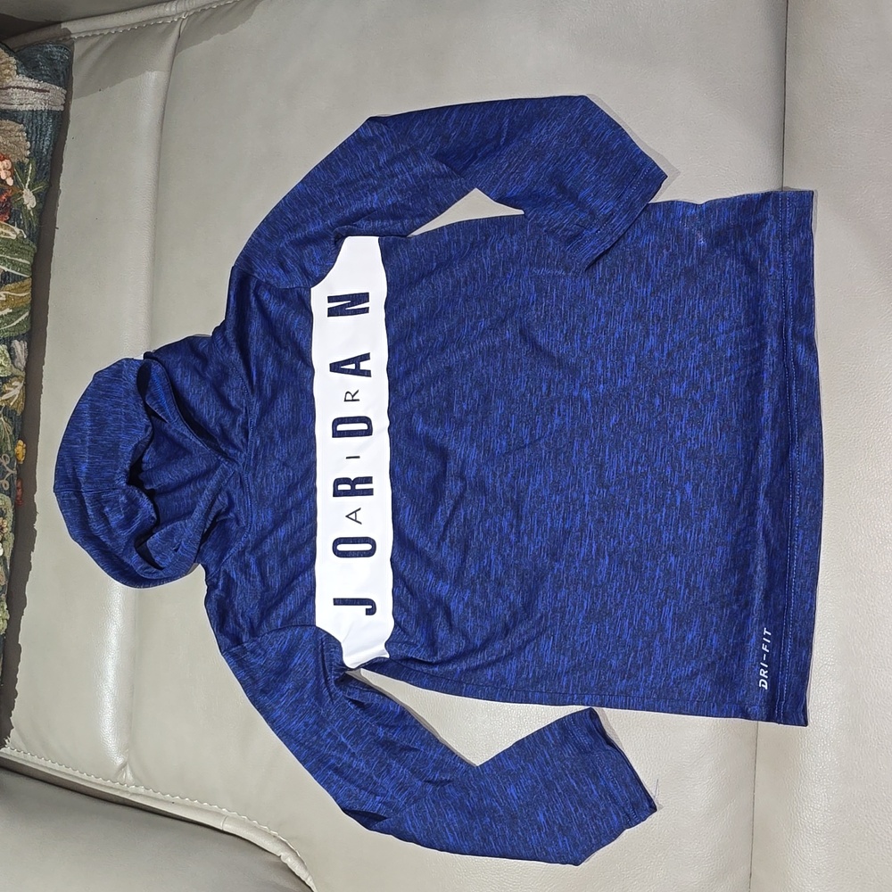 Jordan long sleeve dry fit shirt. Size small